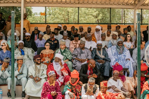 Comment installer un écran sous toiture sans détuiler